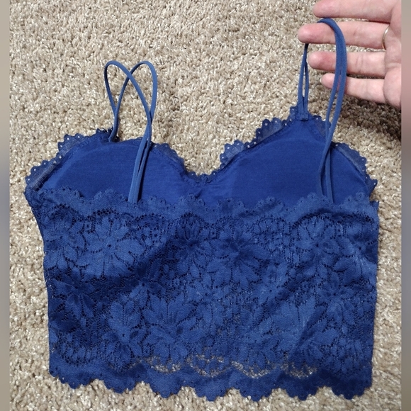 Lace Bralette in Navy Blue - Picture 8 of 11